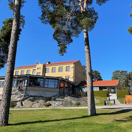 Runoe Moeten & Events Åkersberga Exterior foto